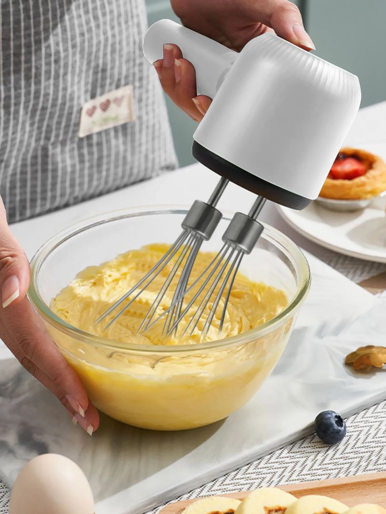 QuickMix Cordless Power Hand Whisk